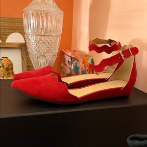 CL by Chinese Laundry Red Pointed Flats